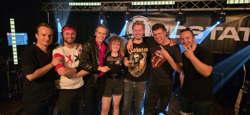Die Coverband Eendstation (auch bekannt als Endstation oder Ëndstation) spielt live in Emreuth zum dritten mal. 