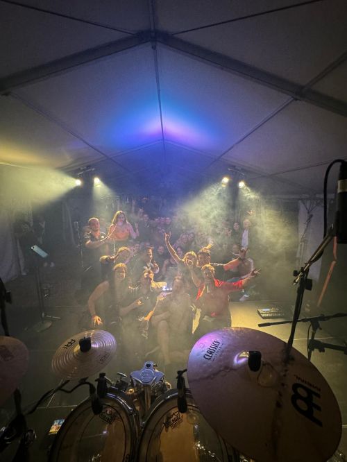 Ëndstation – auch als Endstation oder Eendstation bekannt – Im Jahr 2024 auf der Kerwa in Dormitz.